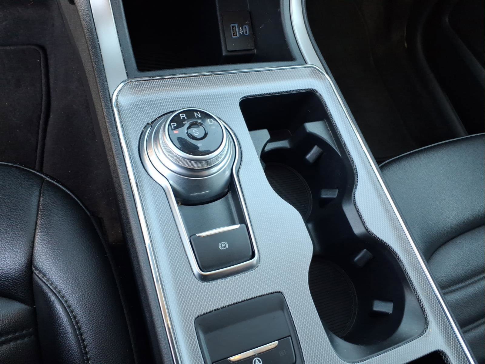 Used 2022 Ford Edge SEL image 23