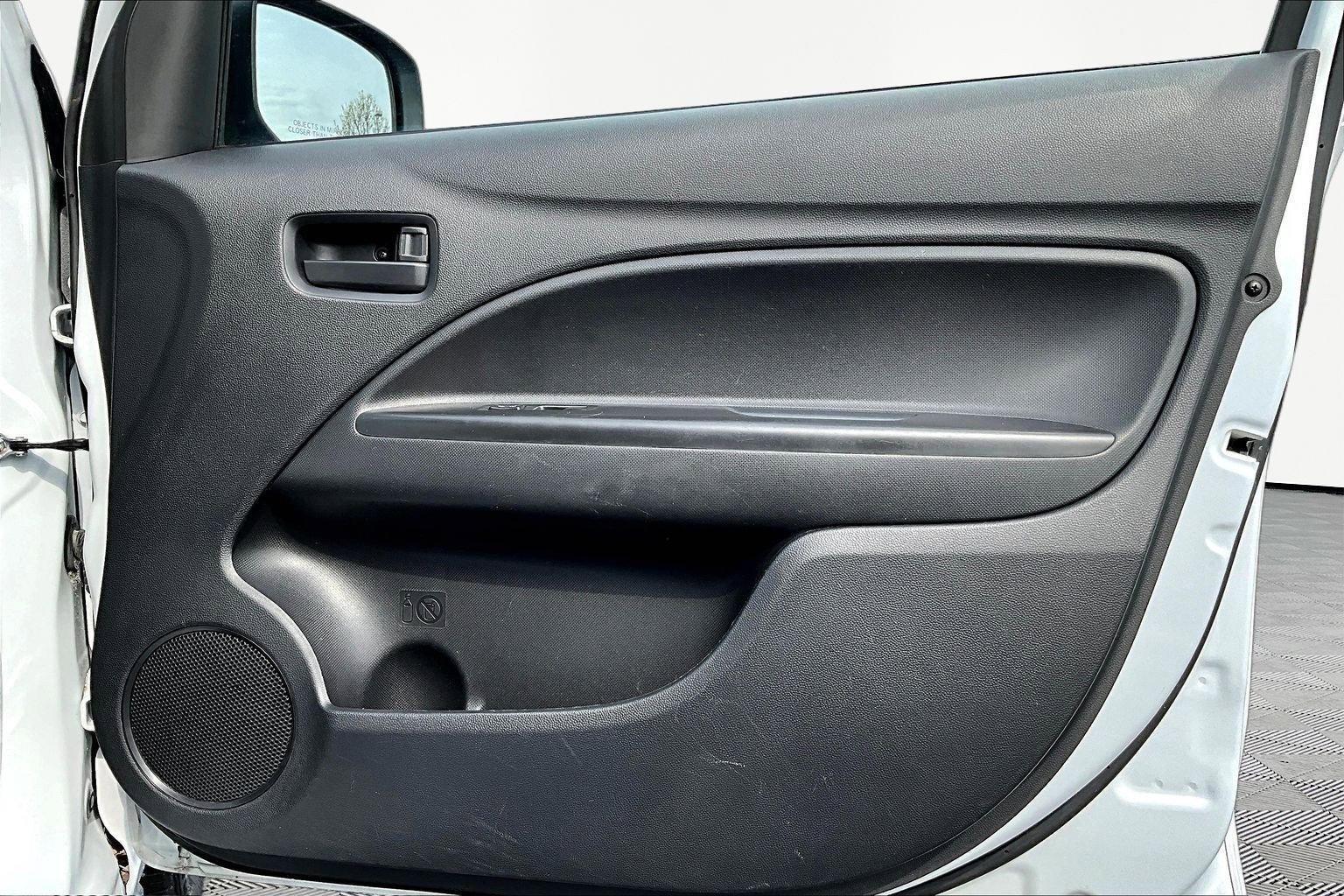 Used 2024 Mitsubishi Mirage G4 LE image 28