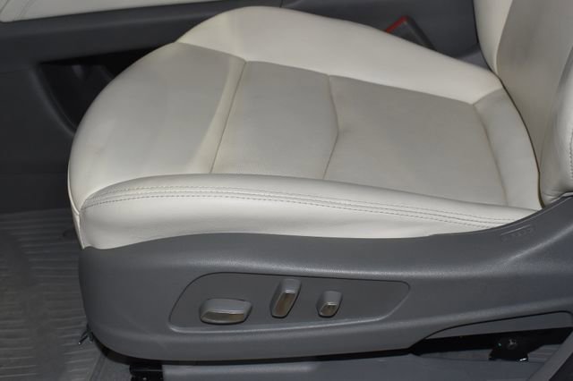 Used 2022 Cadillac XT5 Premium Luxury image 13