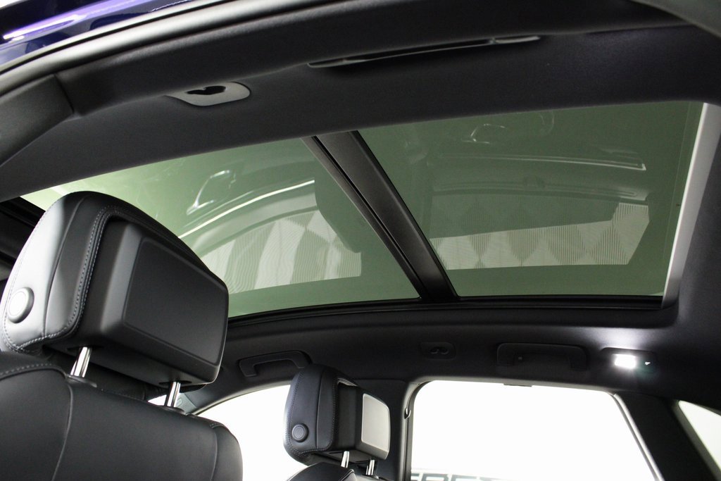 Used 2025 Porsche Macan image 19