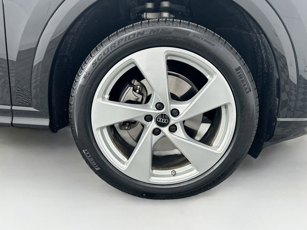 Certified 2025 Audi Q5 Premium Plus w/ Premium Plus image 31