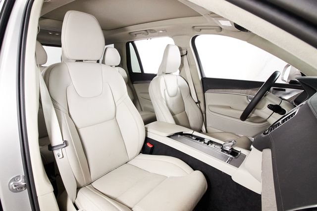 Certified 2024 Volvo XC90 T8 Ultimate w/ Lounge Package AWD/4WD image 21