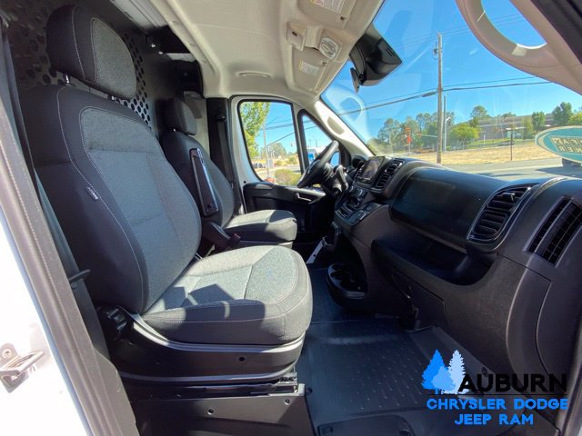 Used 2025 RAM ProMaster 2500 w/ U-Haul Equipment Group FWD image 13