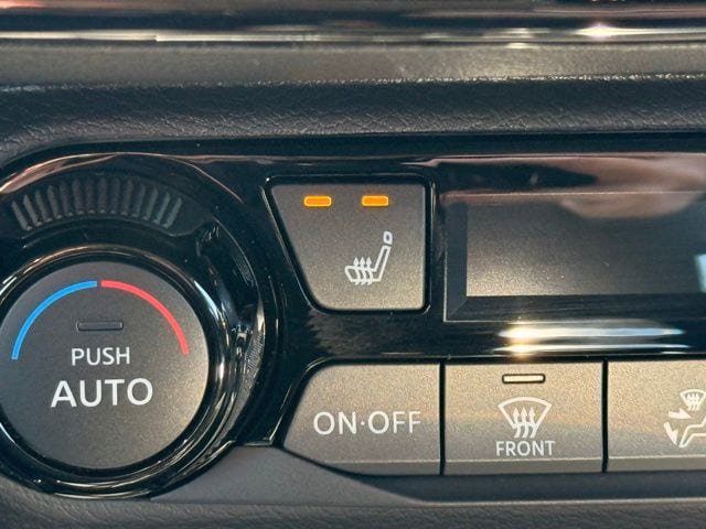 New 2026 Nissan Kicks SV w/ Cold Weather Package AWD/4WD image 28