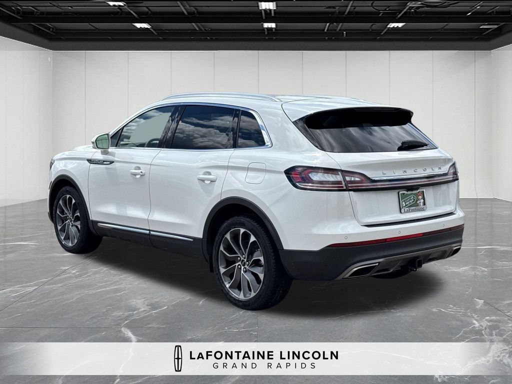 Certified 2023 Lincoln Nautilus Reserve w/ Class II Trailer Tow Package AWD/4WD image 3