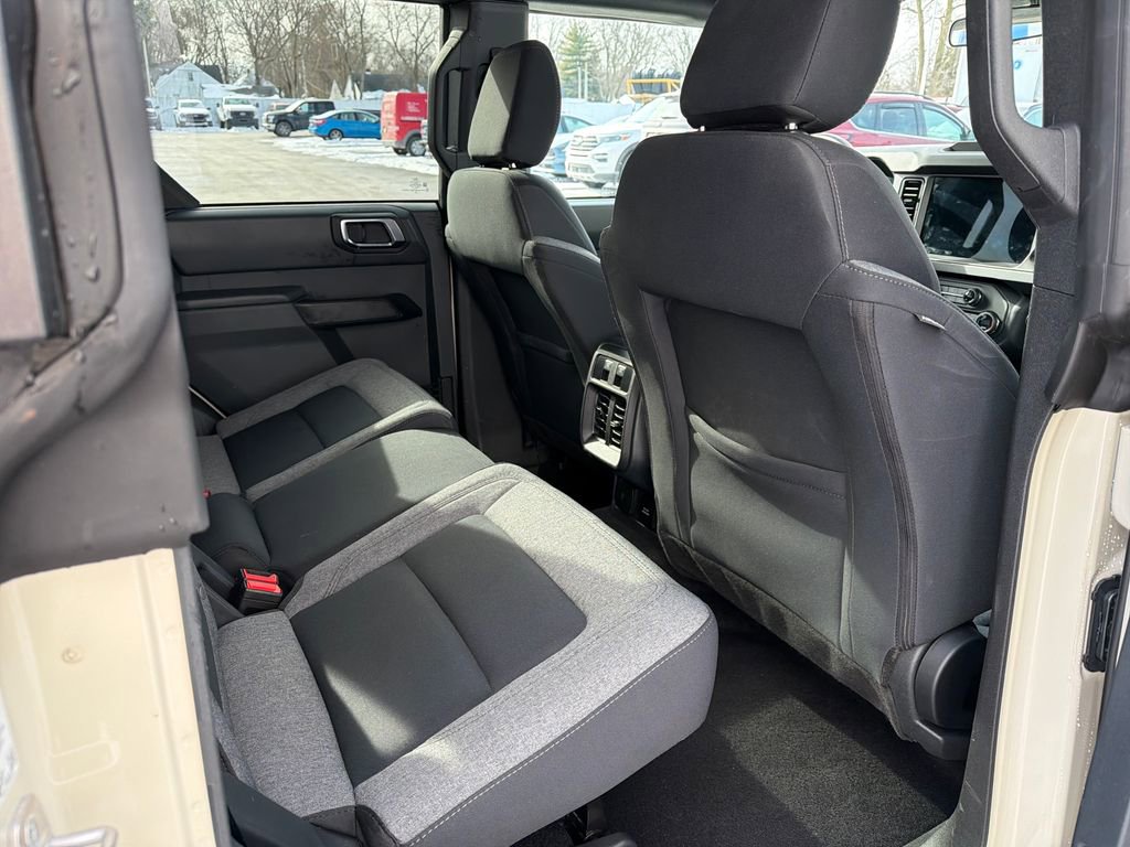 Used 2025 Ford Bronco Big Bend image 22