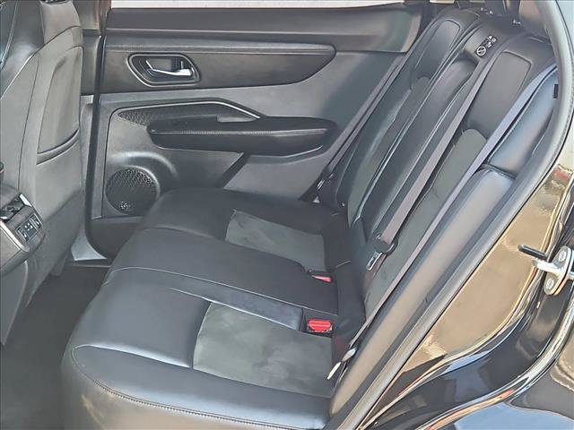 Used 2024 Nissan Ariya AWD image 21
