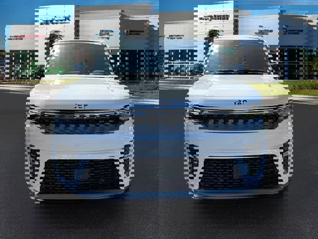 New 2026 Jeep Grand Wagoneer L Limited image 2