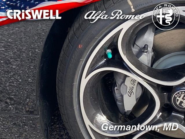 New 2025 Alfa Romeo Giulia AWD image 13
