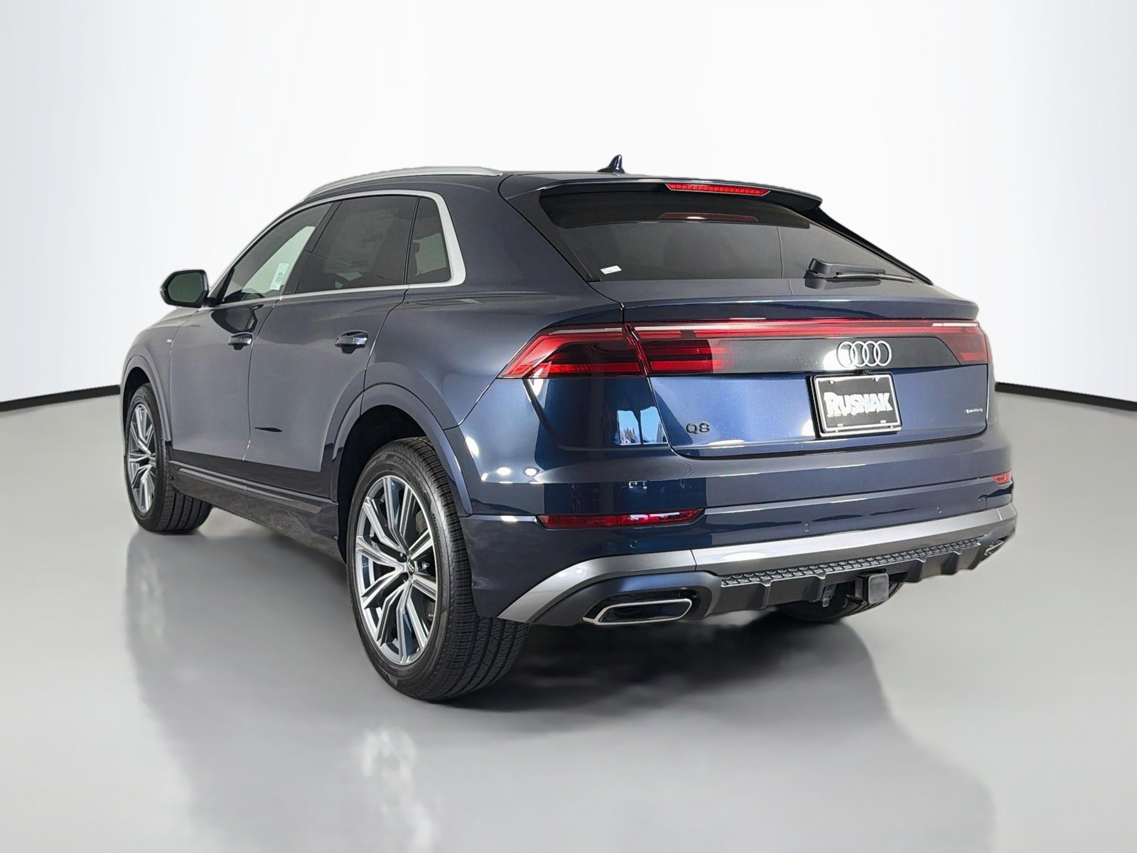 New 2027 Audi Q8 Premium AWD/4WD image 5