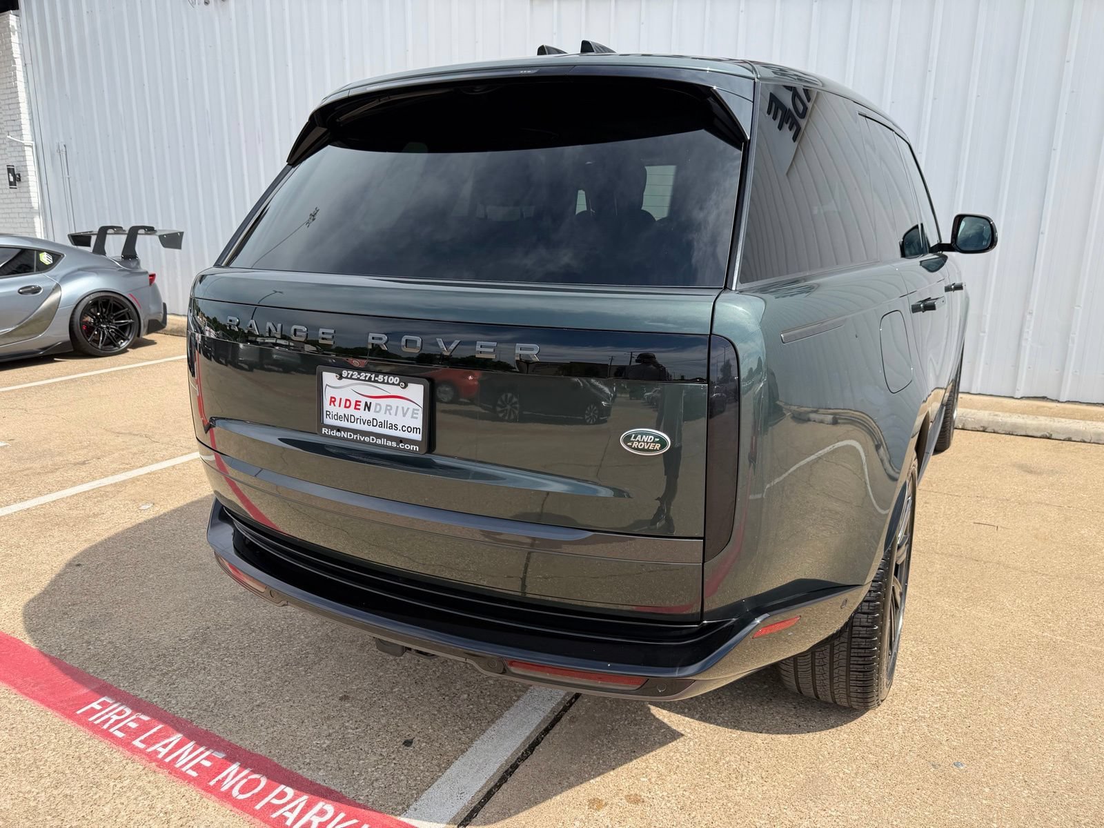 Used 2023 Land Rover Range Rover SE AWD/4WD image 6