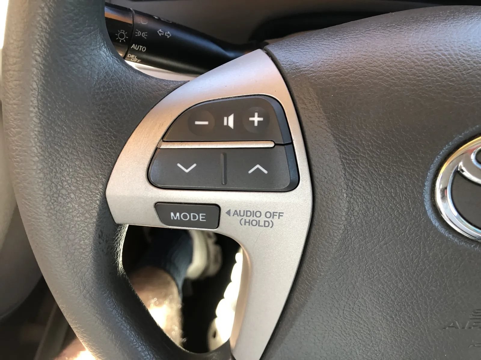 Used 2011 Toyota Camry LE FWD image 22