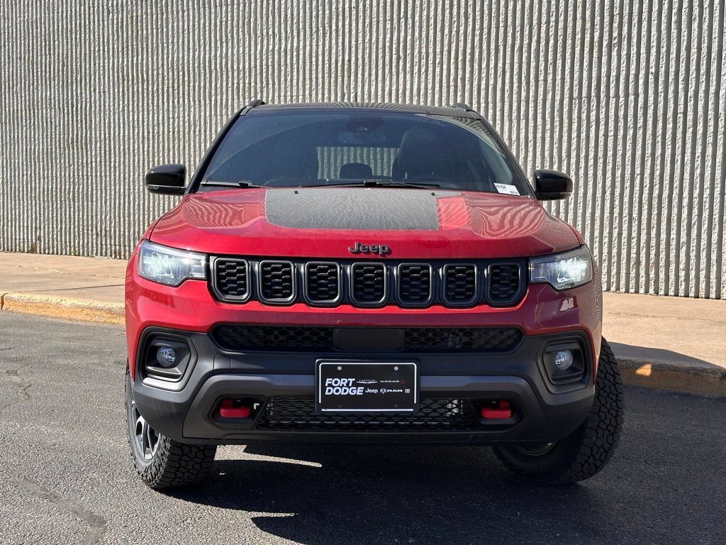 New 2026 Jeep Compass Trailhawk w/ Sun, Sound & Navigation Group AWD/4WD image 7