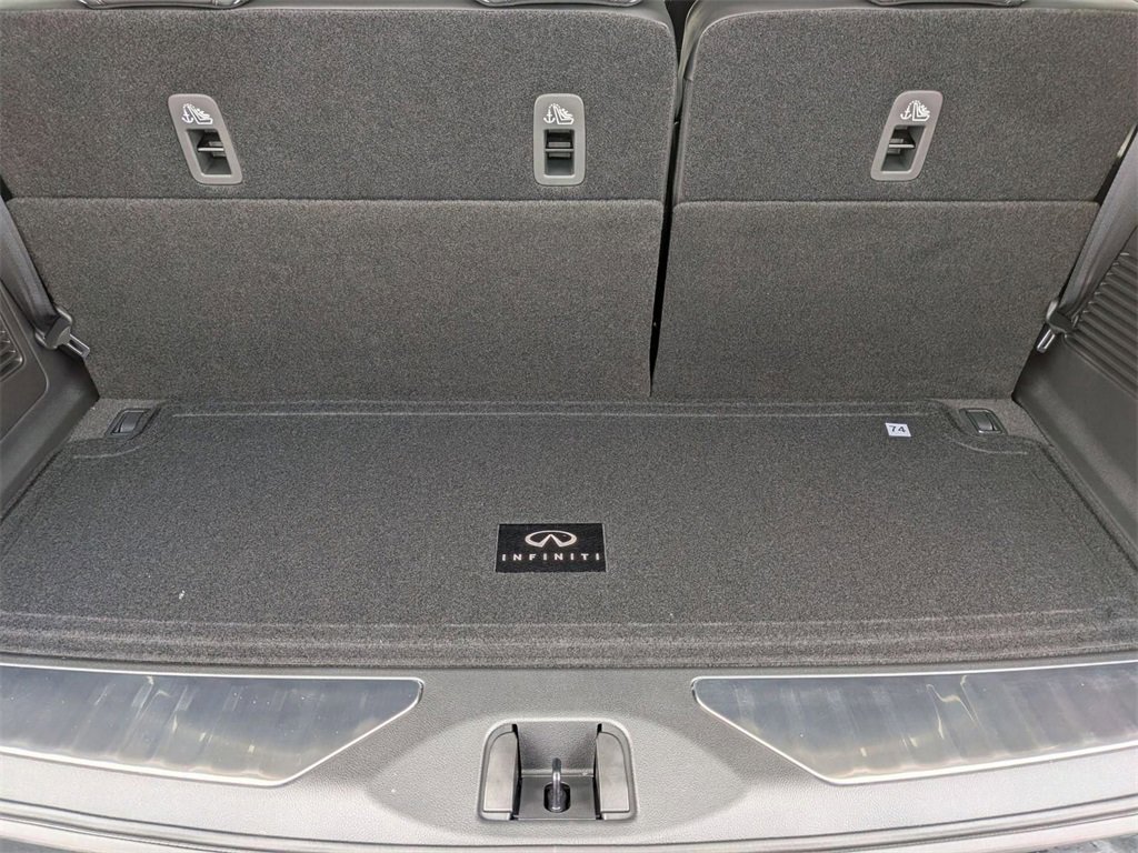 New 2026 INFINITI QX80 Luxe w/ Cargo Package image 30