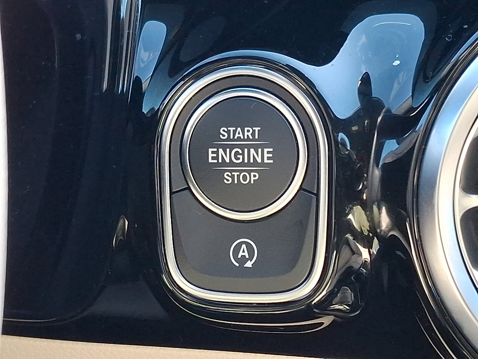 Certified 2026 Mercedes-Benz GLA 250 4MATIC image 23