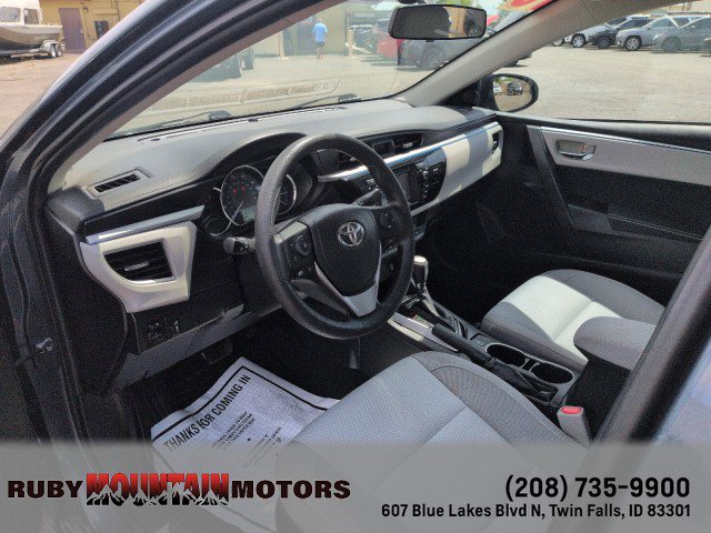 Used 2016 Toyota Corolla LE FWD image 11