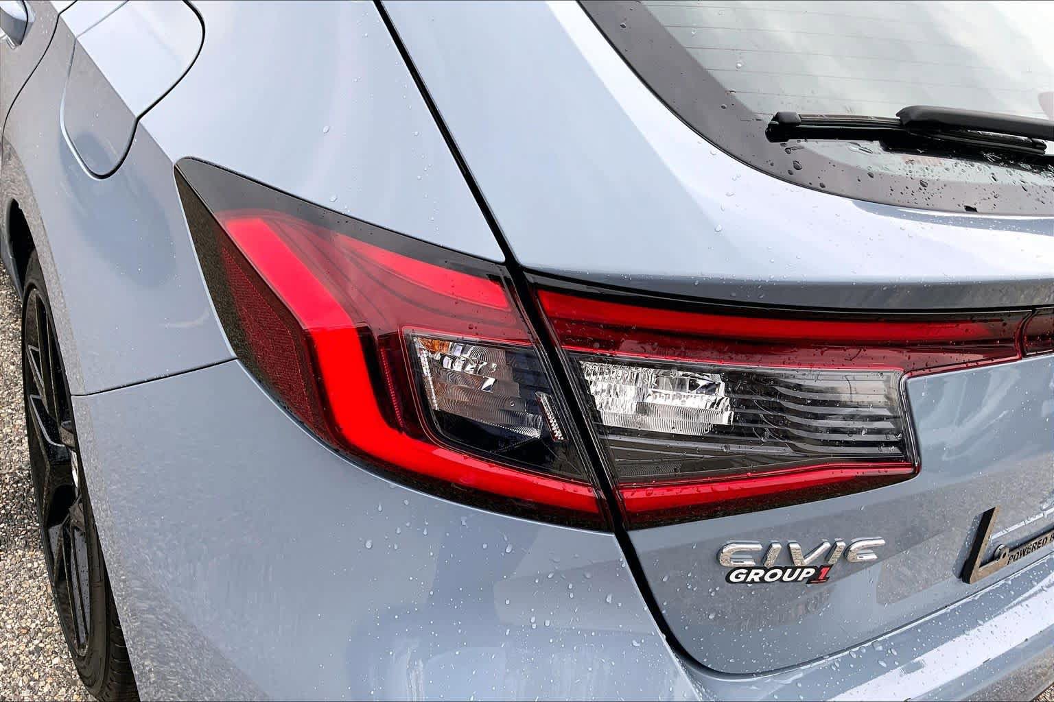 Used 2023 Honda Civic Sport image 28