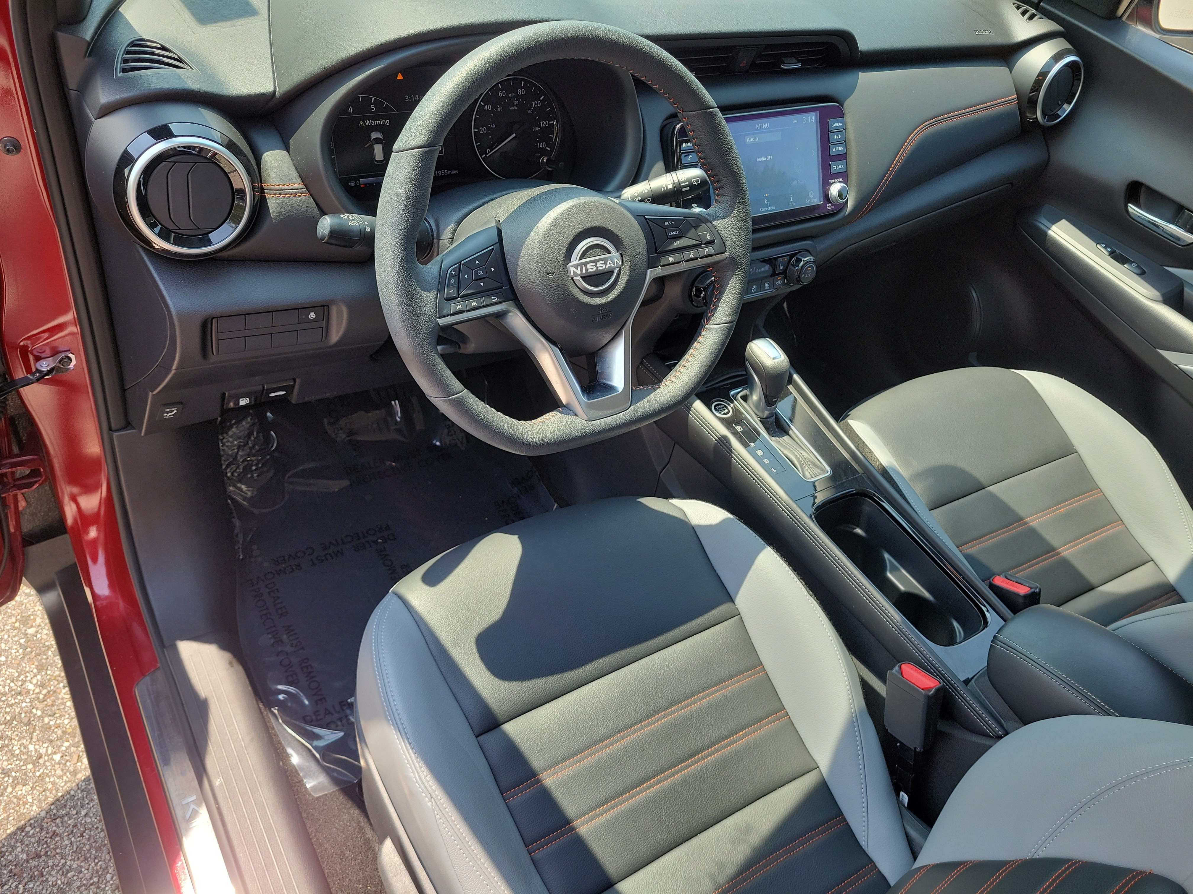 Certified 2024 Nissan Kicks SR w/ SR Premium Package FWD image 13