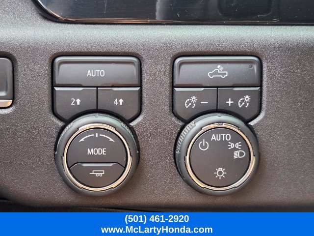 Used 2025 Chevrolet Silverado 1500 LT AWD/4WD image 29