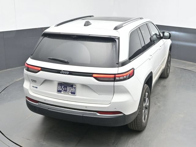 Used 2022 Jeep Grand Cherokee Limited 4xe w/ Luxury Tech Group II AWD/4WD image 24