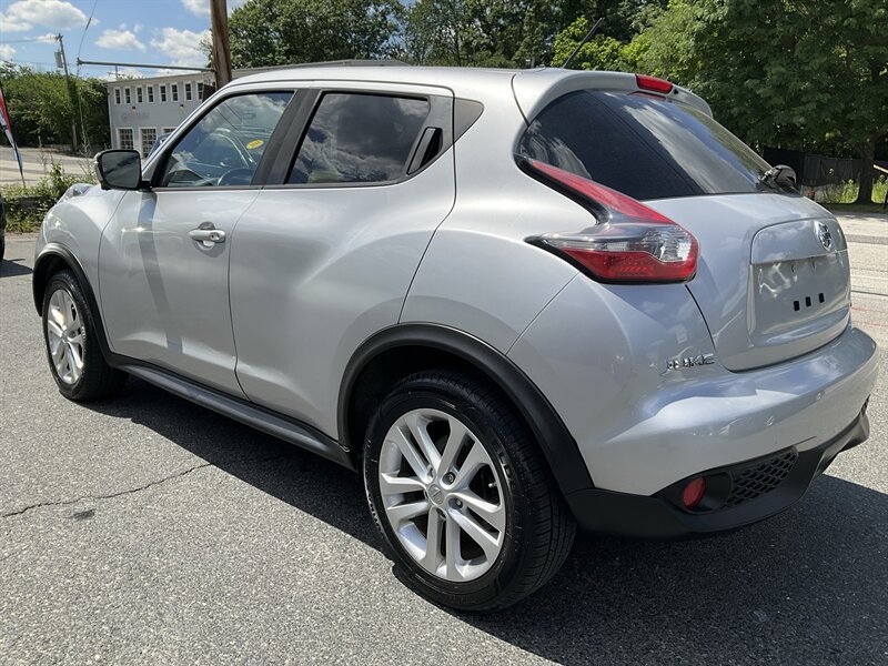Used 2016 Nissan Juke SV w/ Technology Package AWD/4WD image 7