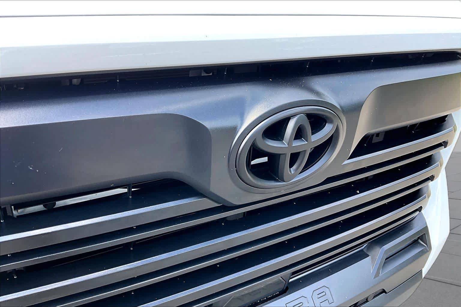 Certified 2024 Toyota Tundra SR5 w/ SR5 Convenience Package AWD/4WD image 28