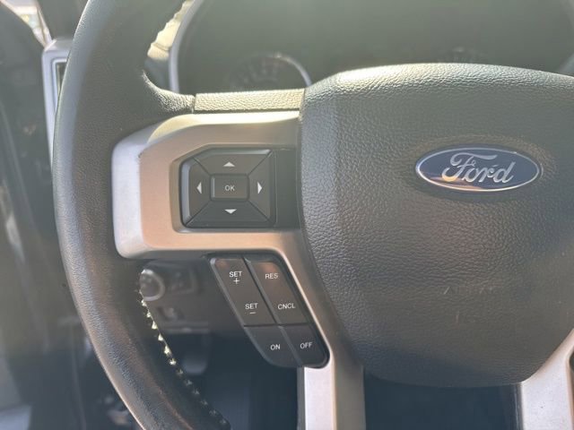 Used 2017 Ford F250 Lariat w/ Lariat Value Package AWD/4WD image 13