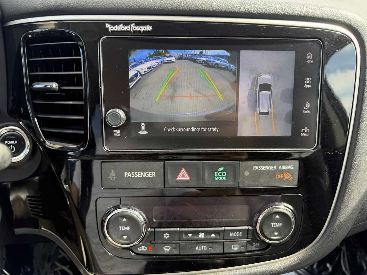 Used 2018 Mitsubishi Outlander GT image 22