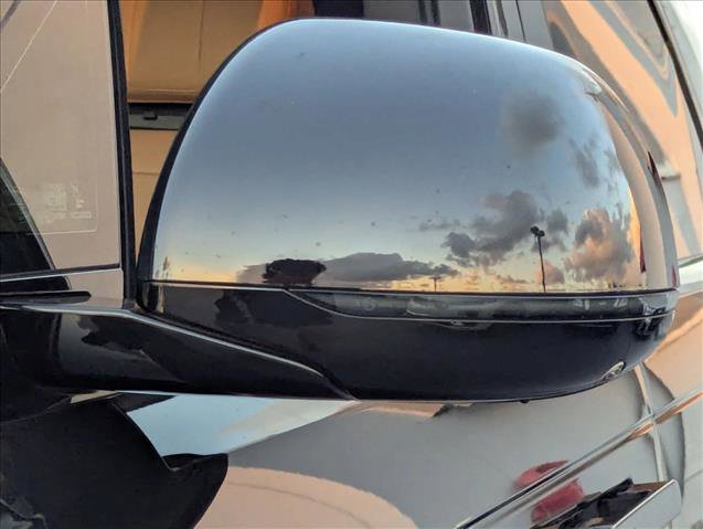 Used 2025 Land Rover Range Rover Sport SE image 17