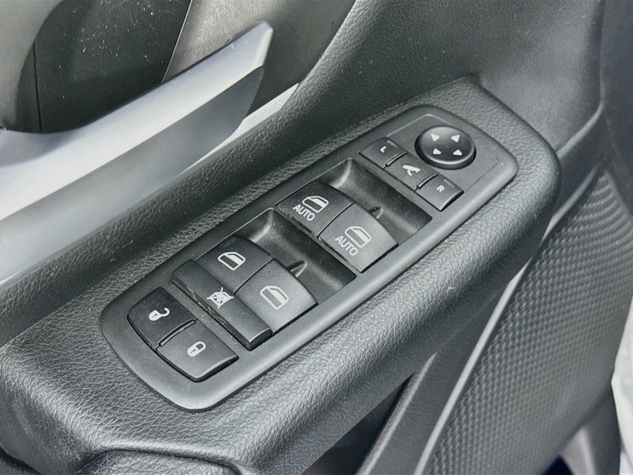 Used 2020 RAM 1500 Big Horn AWD/4WD image 17