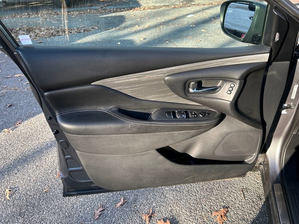 Used 2018 Nissan Murano SL image 14