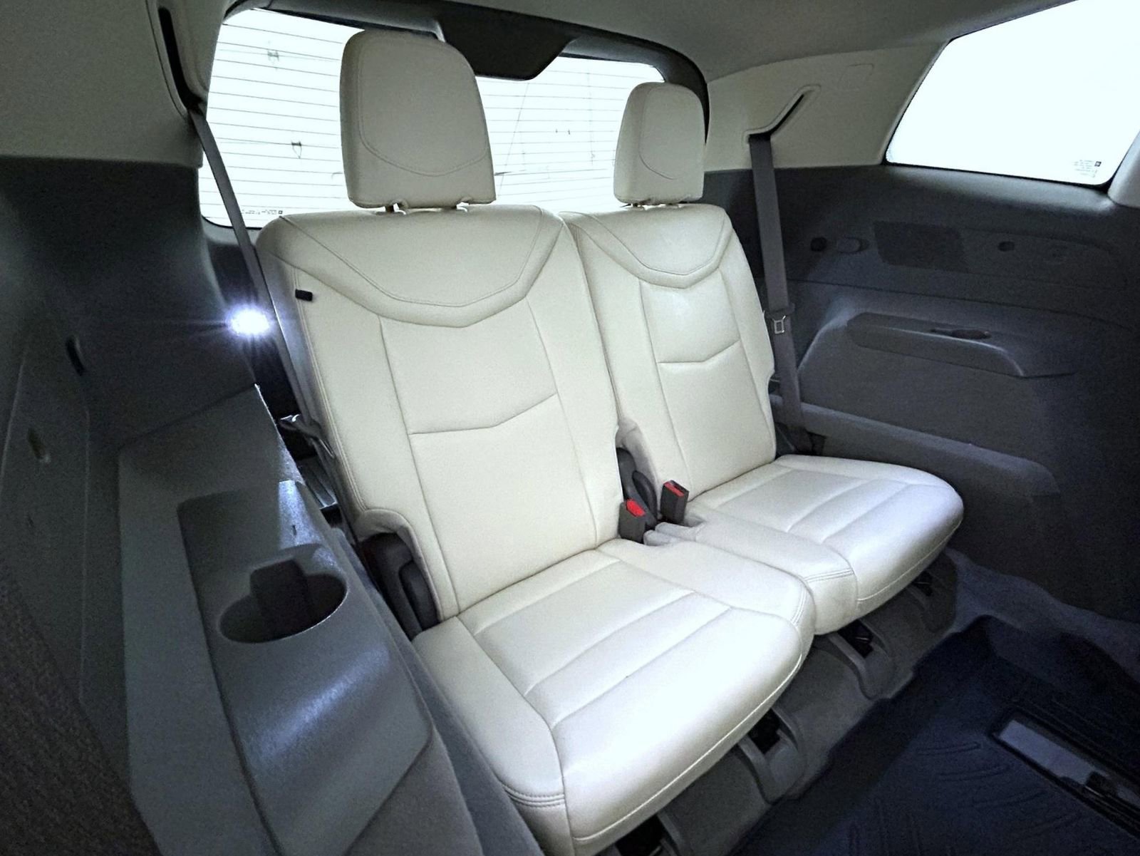 Used 2021 Cadillac XT6 Premium Luxury image 28