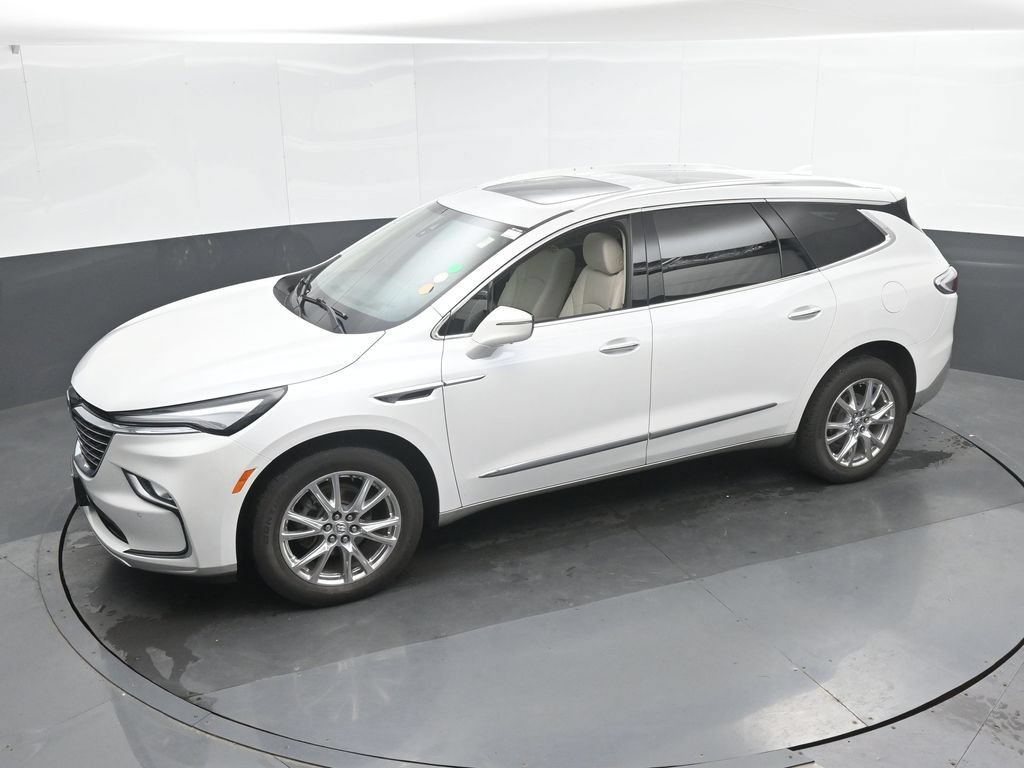Used 2023 Buick Enclave Premium w/ Experience Buick Package AWD/4WD image 38
