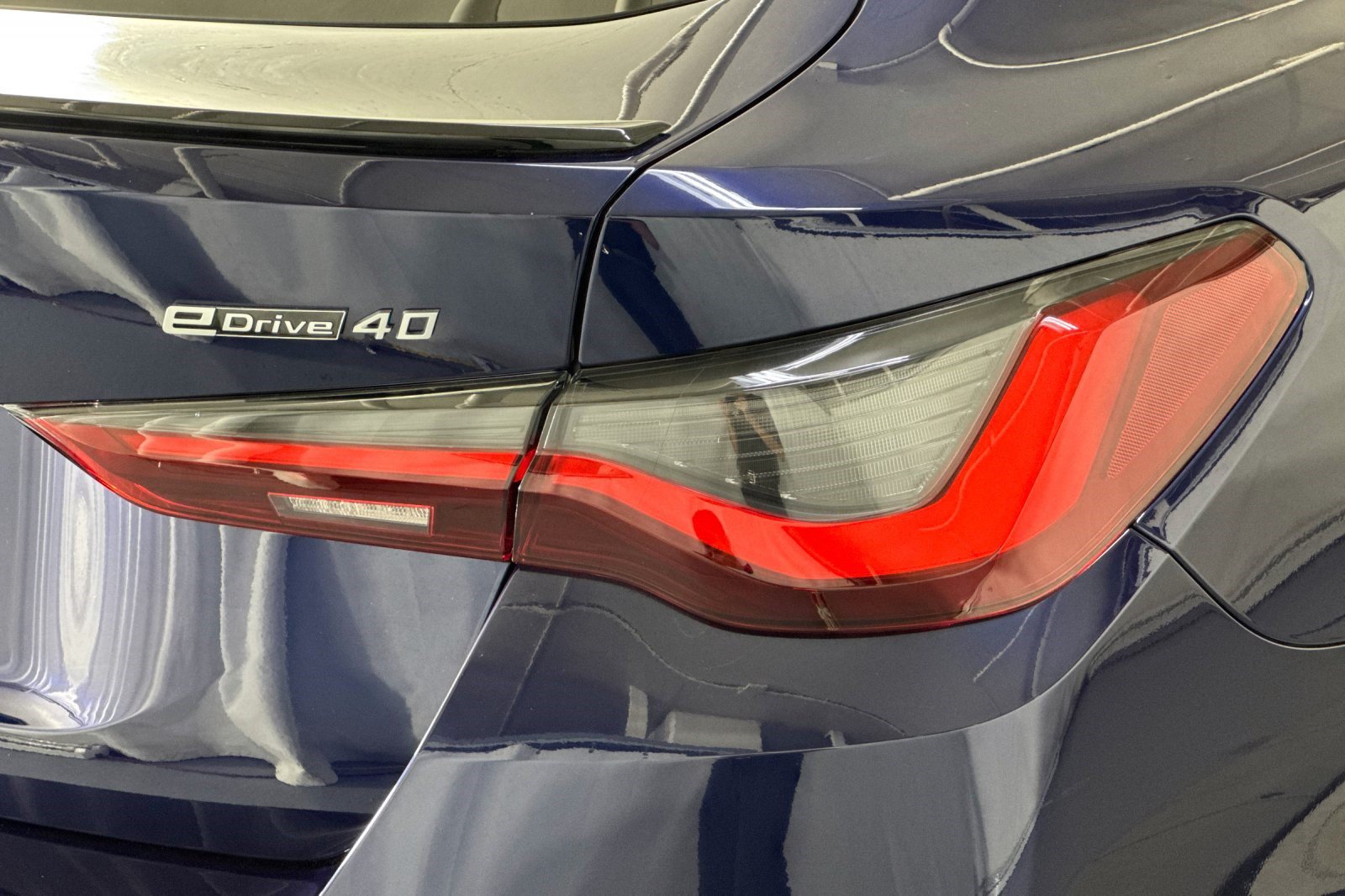 Used 2024 BMW i4 eDrive40 w/ M Sport Package RWD image 28