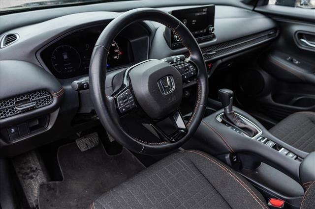 Used 2025 Honda HR-V Sport image 10