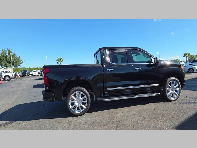 New 2026 Chevrolet Silverado 1500 High Country w/ High Country Premium Package AWD/4WD image 20