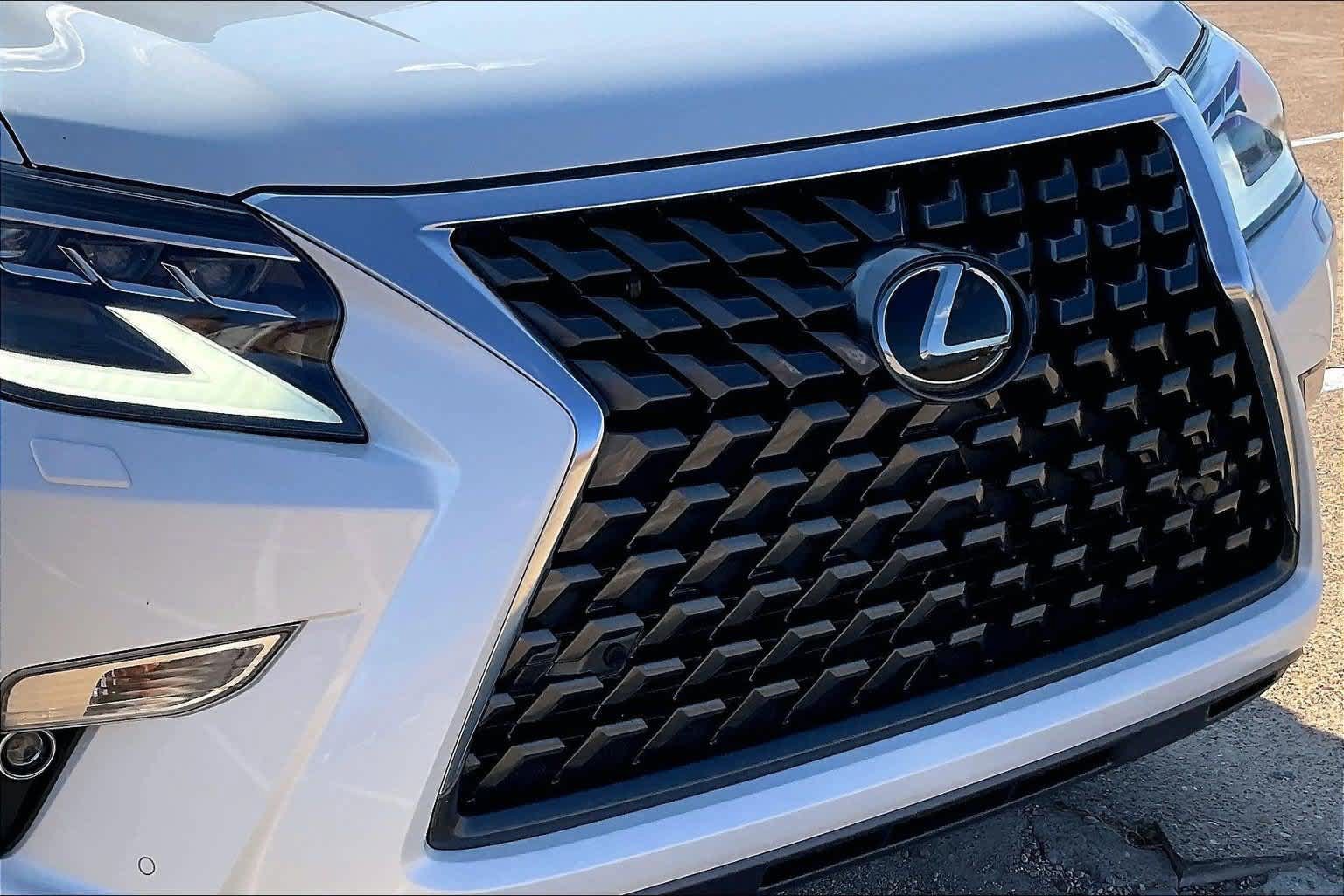 Used 2020 Lexus GX 460 Premium w/ Premium Package AWD/4WD image 33