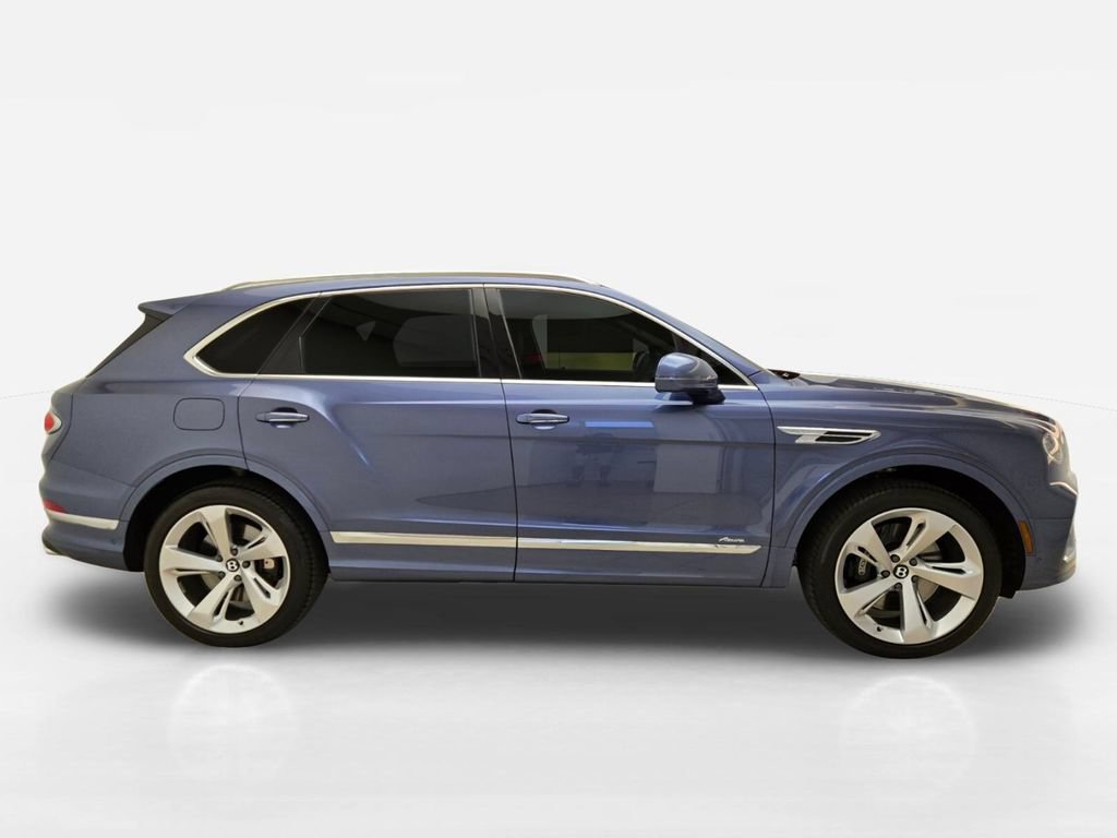 Certified 2023 Bentley Bentayga AWD/4WD image 11