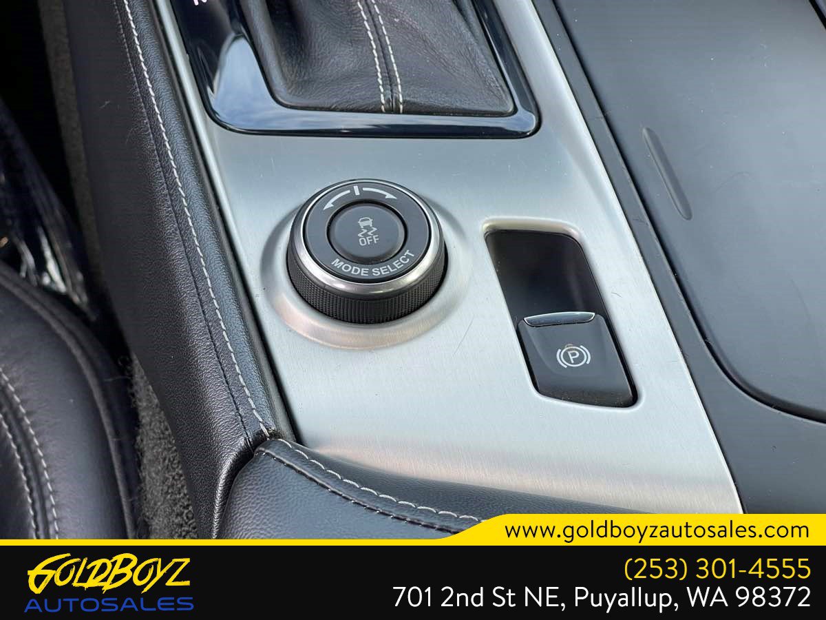 Used 2014 Chevrolet Corvette Stingray Coupe image 30