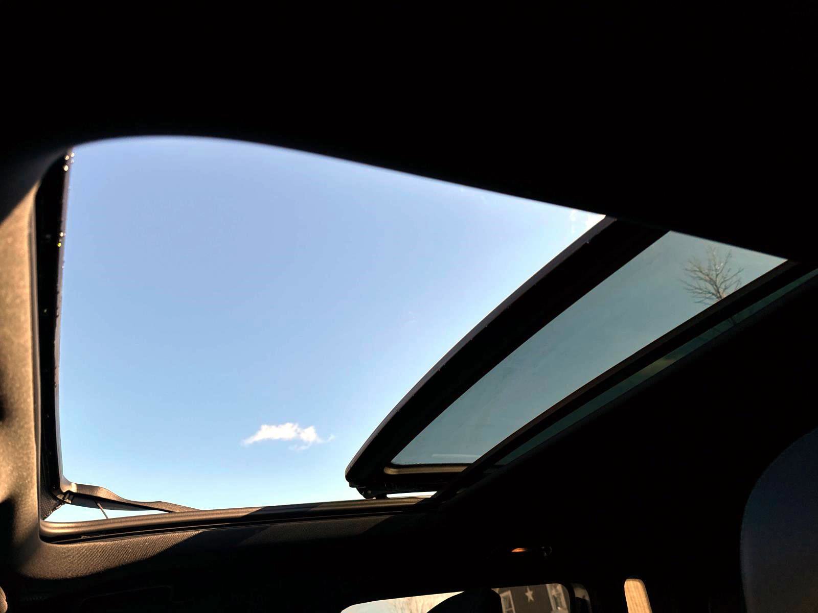 Used 2024 Jeep Compass Limited w/ High Altitude Package image 12