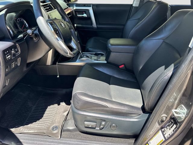 Used 2022 Toyota 4Runner Limited AWD/4WD image 13
