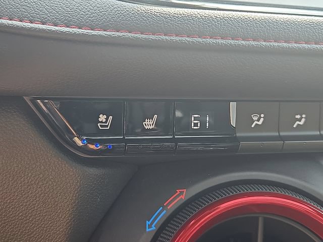 Used 2022 Chevrolet Blazer RS w/ Enhanced Convenience Package AWD/4WD image 18