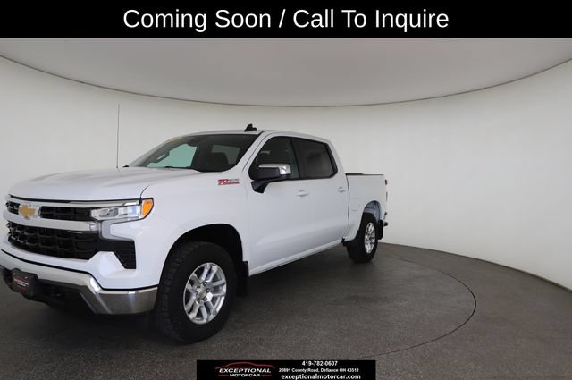 Used 2024 Chevrolet Silverado 1500 LT w/ Z71 Off-Road Package AWD/4WD image 2