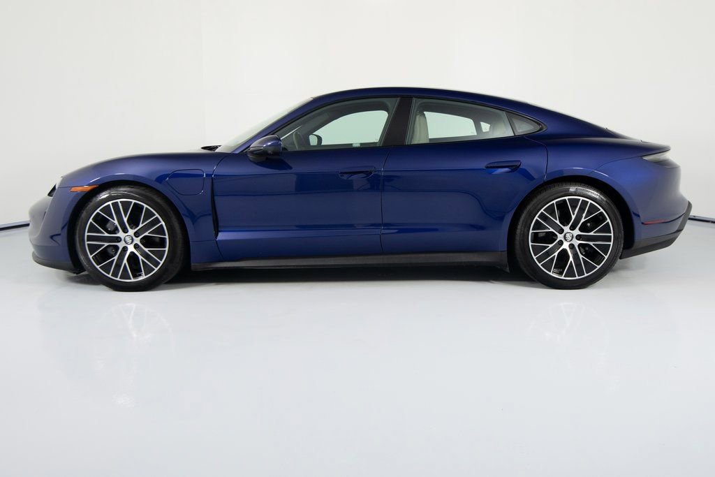Certified 2022 Porsche Taycan image 7