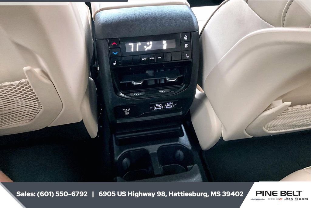 Used 2022 Jeep Grand Cherokee L Limited w/ Trailer Tow Group (B) image 25