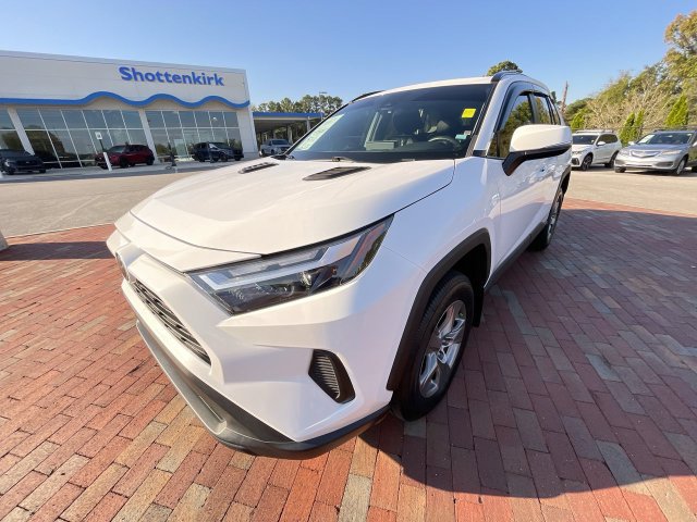 Used 2024 Toyota RAV4 XLE w/ Convenience Package FWD image 26