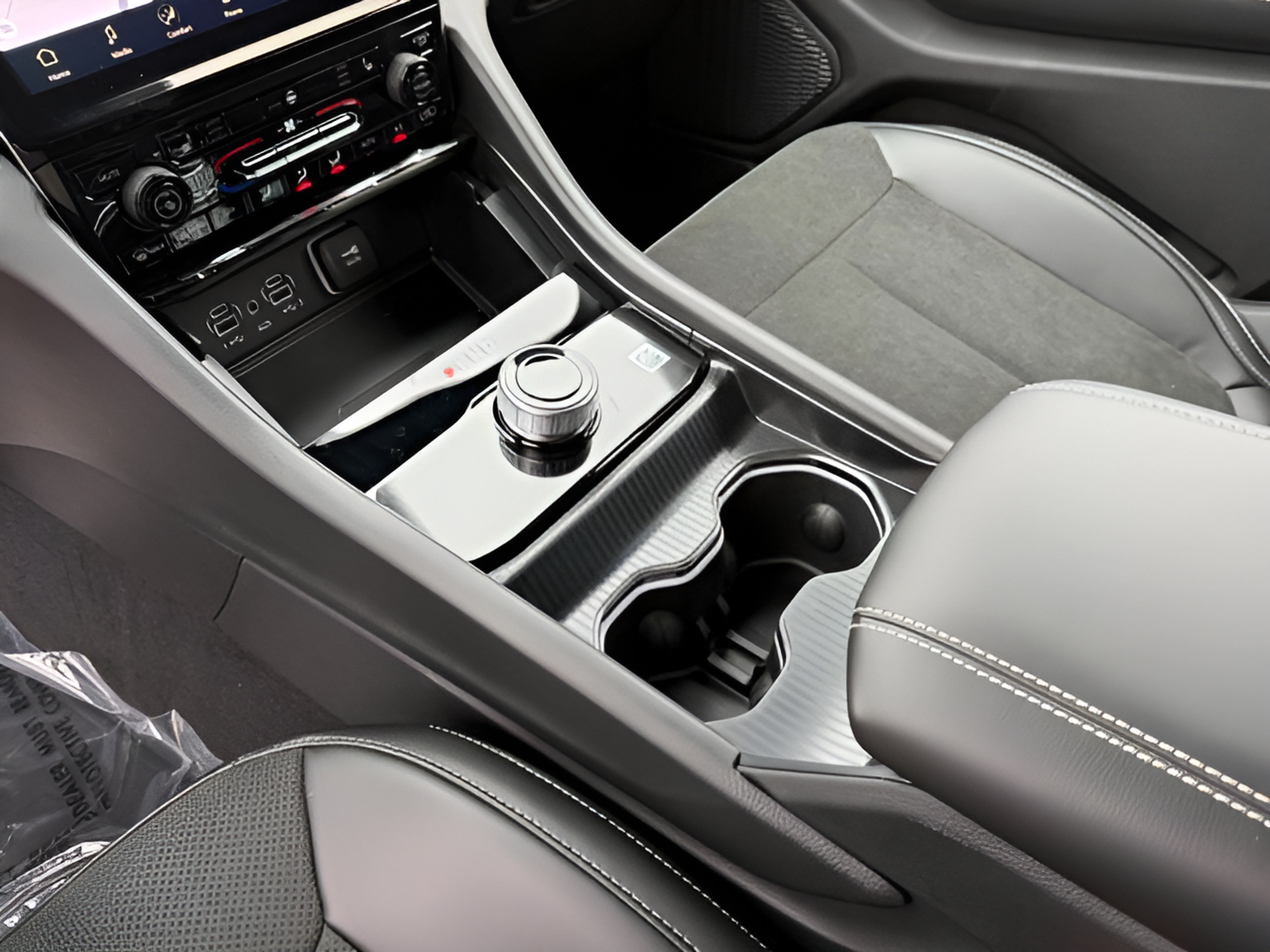 New 2027 Jeep Grand Cherokee Laredo X AWD/4WD image 28
