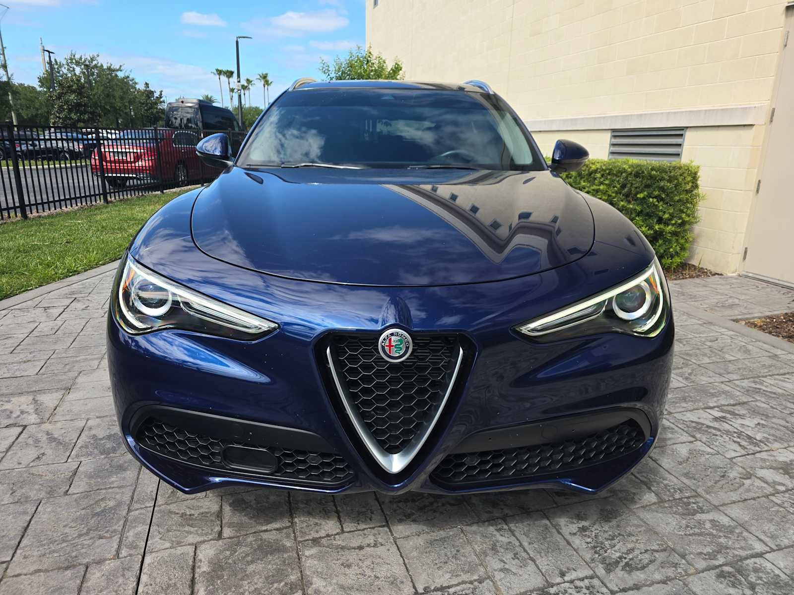 Used 2019 Alfa Romeo Stelvio Ti Lusso w/ Quick Order Package 22X Lusso image 2