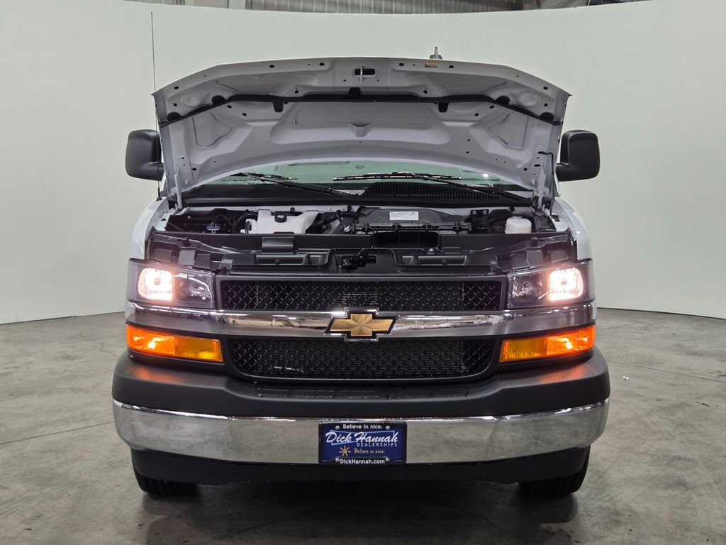 New 2025 Chevrolet Express 3500 Extended w/ Driver Convenience Package image 5
