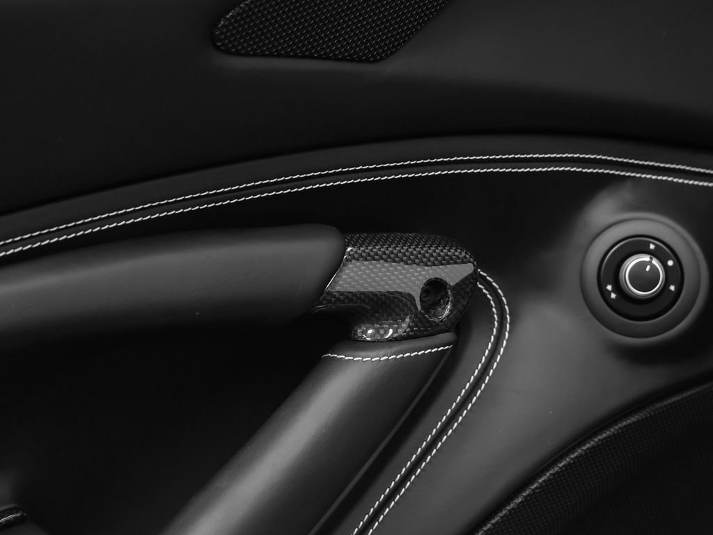 Certified 2021 Ferrari F8 Tributo RWD image 74